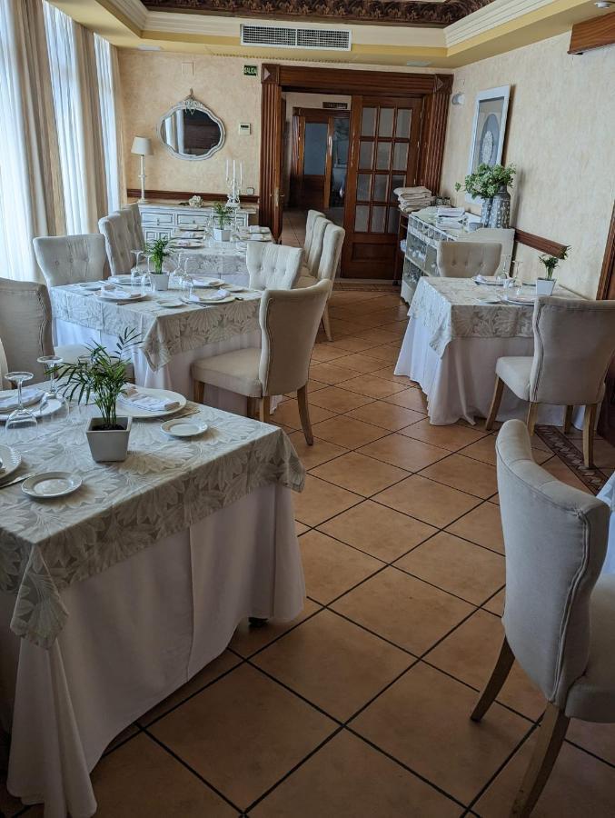 Hotel Salvador Bailén Buitenkant foto