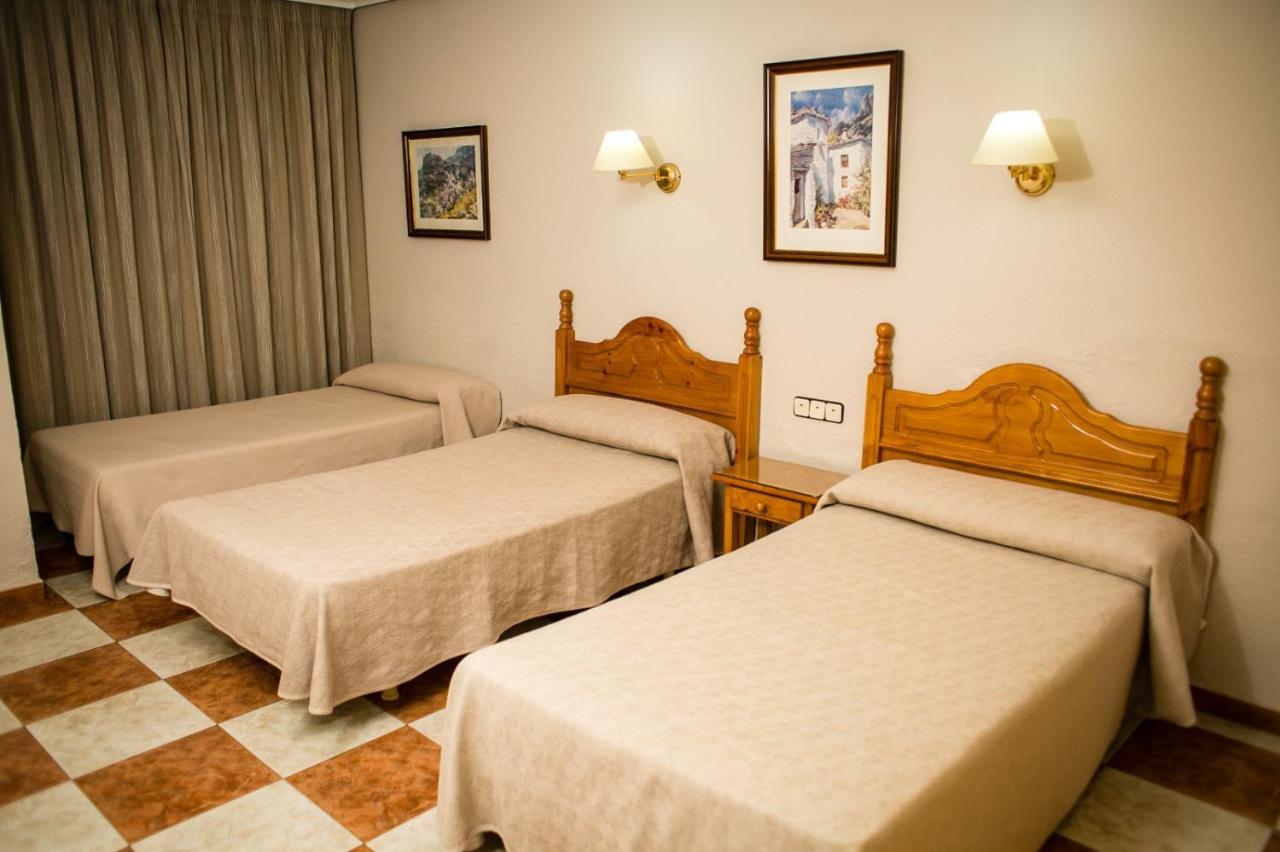 Hotel Salvador Bailén Buitenkant foto