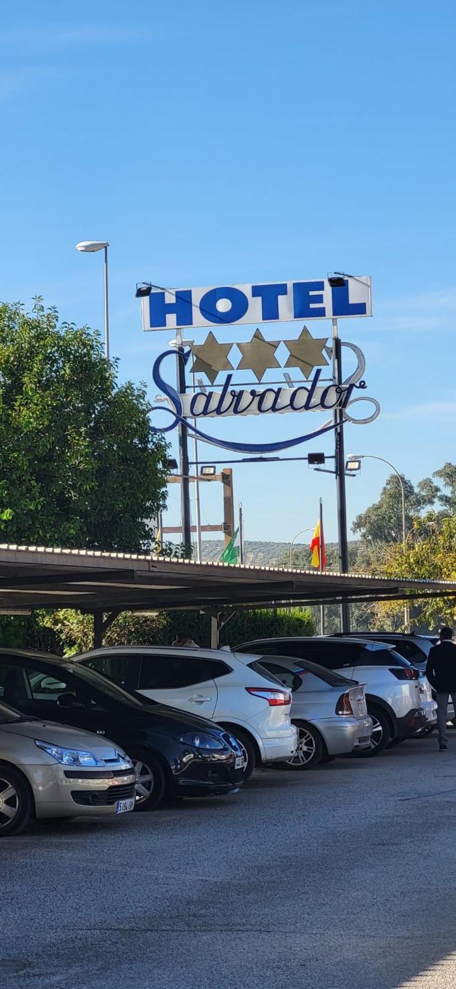 Hotel Salvador Bailén Buitenkant foto